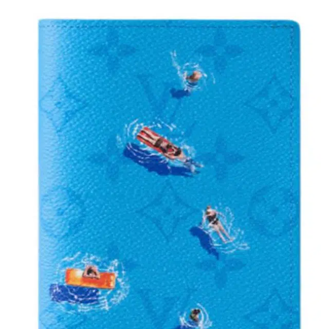 LOUIS VUITTON Colored Monogram