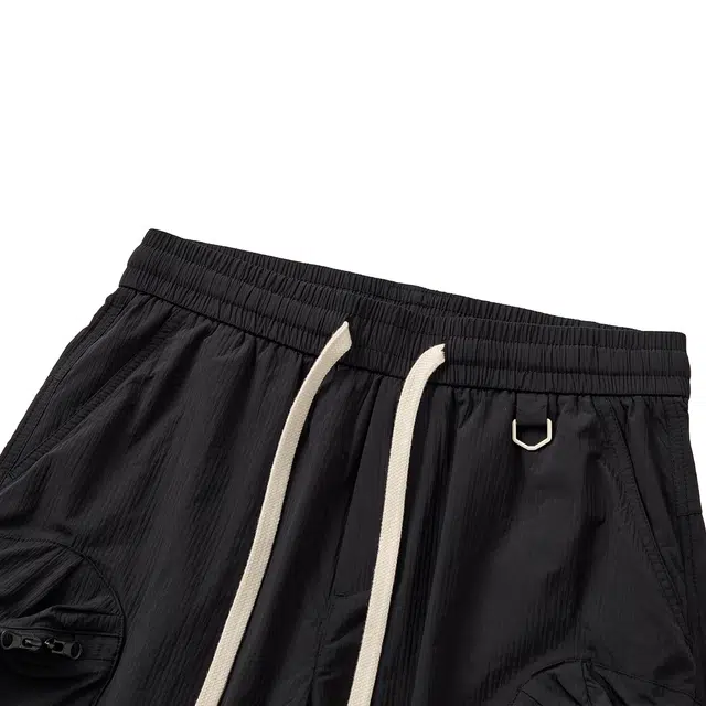 Lee Cooper