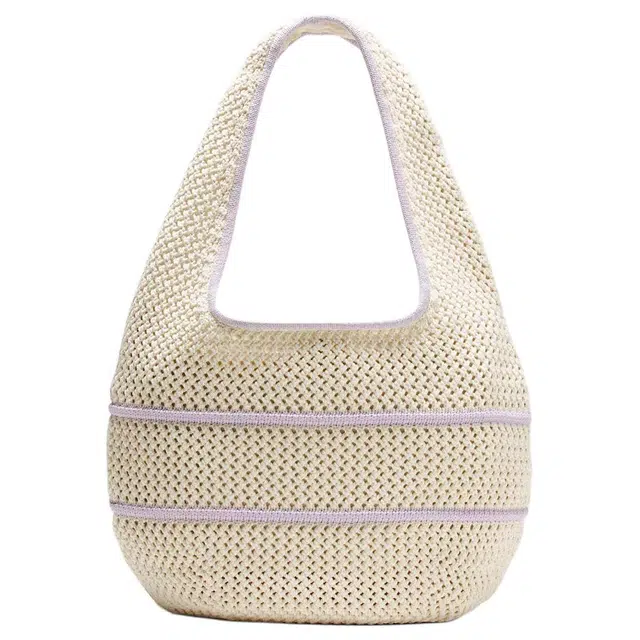 lululemon 7L Logo )