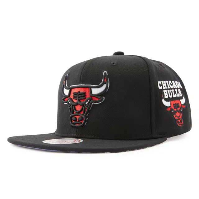 Mitchell Ness Lifestyle