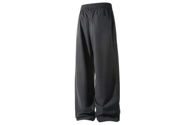 Lee Cooper