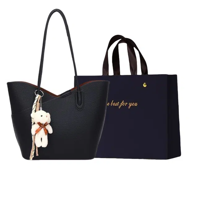 Z 1979 PU Tote