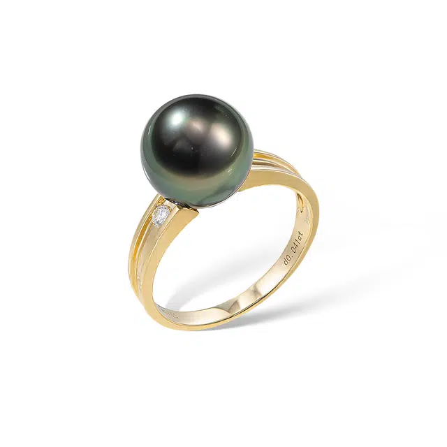 AKOYA 18K