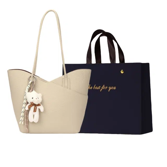 Z 1979 PU Tote