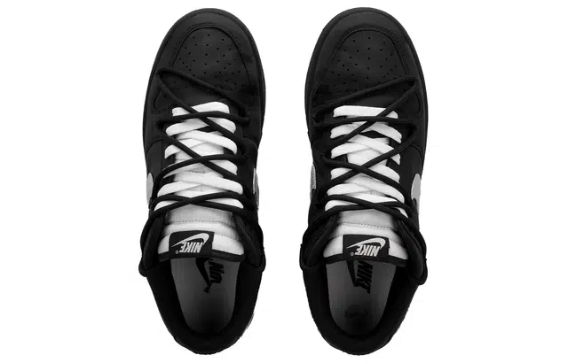Nike Dunk "Mercury"