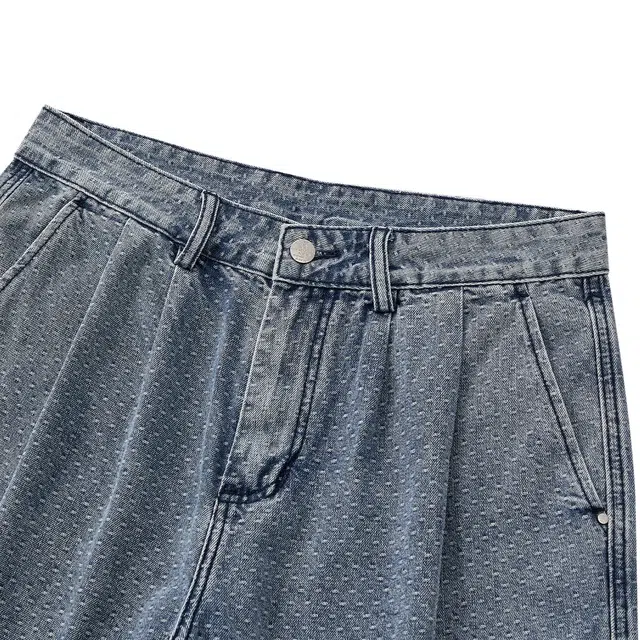Lee Cooper