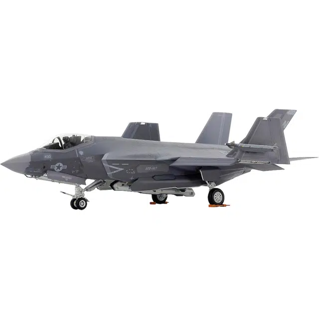 148 F-35C