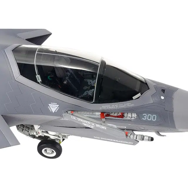 148 F-35C