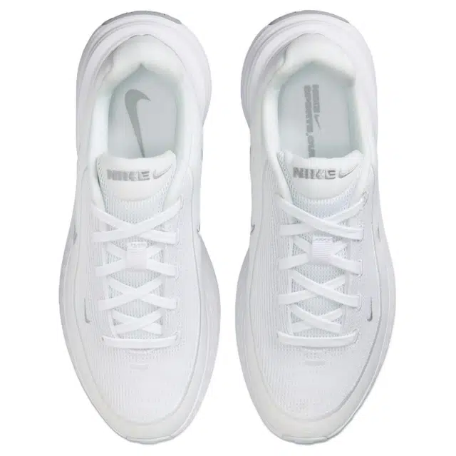 Nike Uplift SC