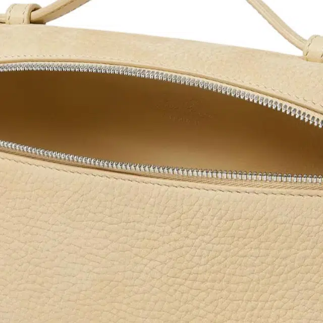 Loro Piana ExtraPocket L19