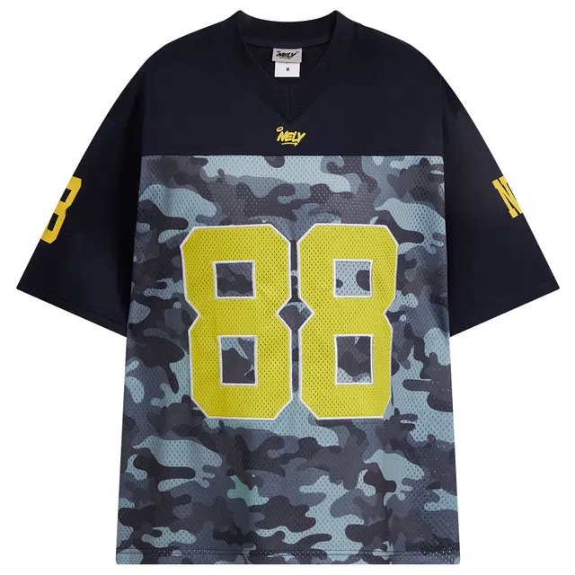 NELY T