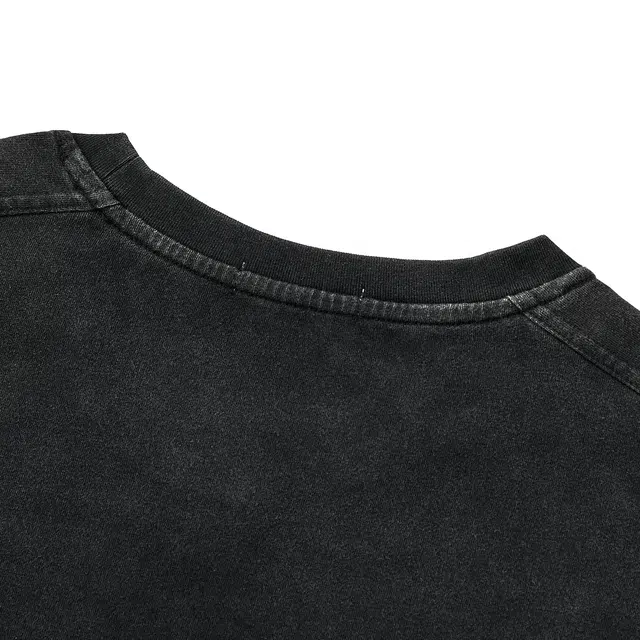 Lee Cooper T