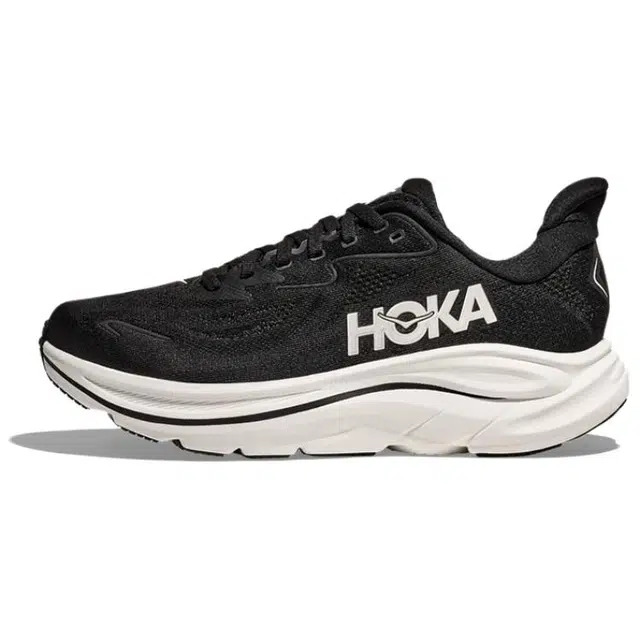 HOKA ONE ONE CLIFTON 10