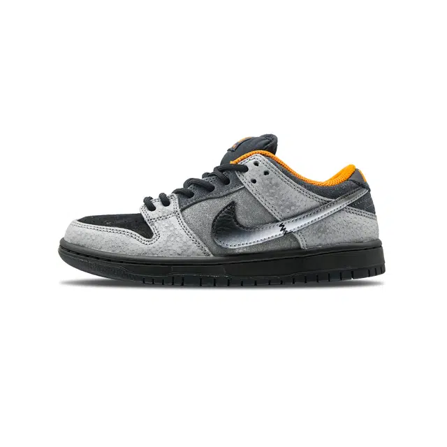 Nike Dunk SB Low Echo Void