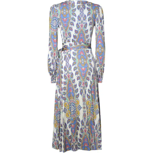 ETRO V