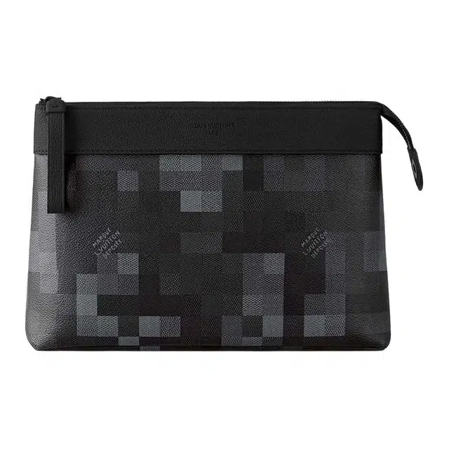 Louis Vuitton Pochette Voyage Souple Black