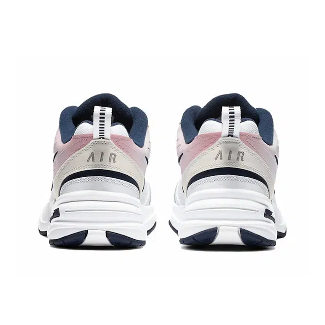 Nike Air Monarch 4