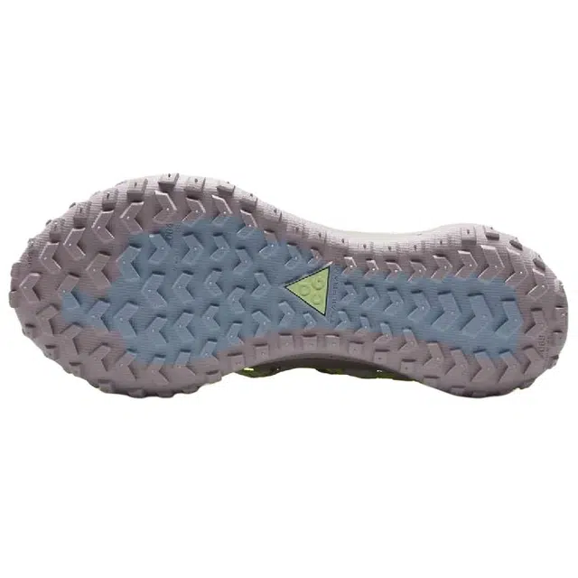 Nike ACG Mountain Fly