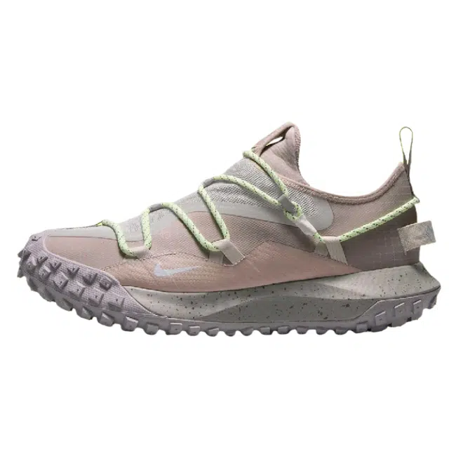 Nike ACG Mountain Fly