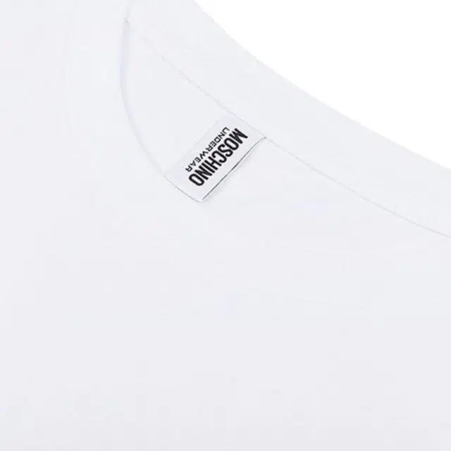 MOSCHINO SS22 T