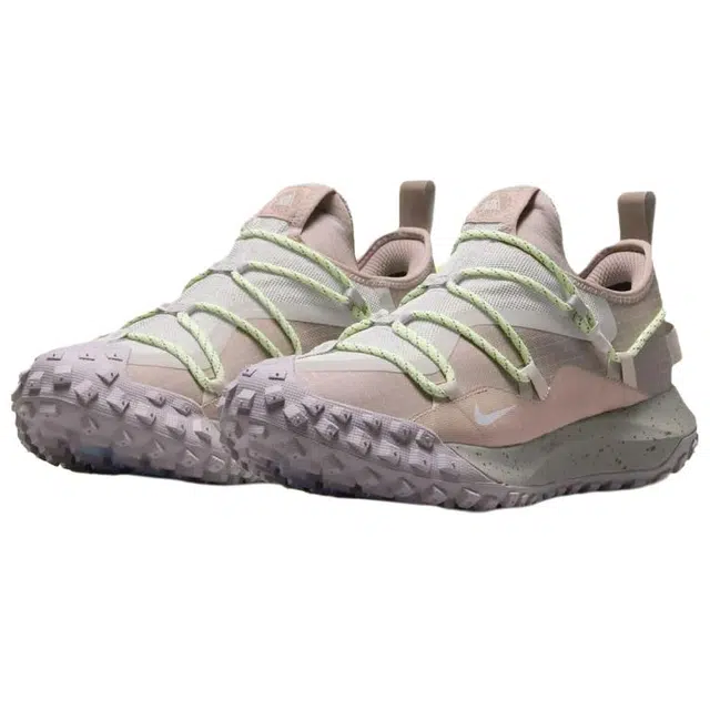 Nike ACG Mountain Fly