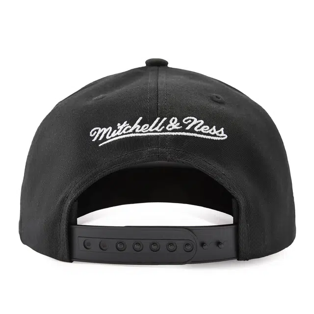 Mitchell Ness NESSBrandedLifestyle