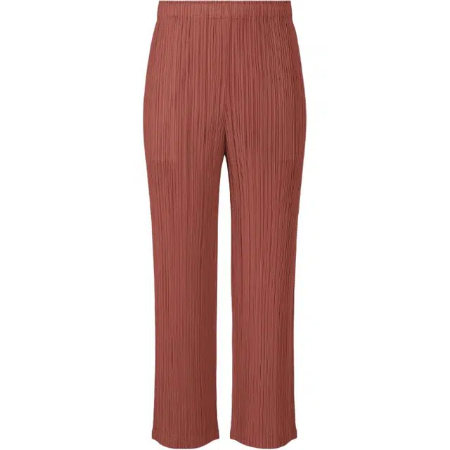 PLEATS PLEASE ISSEY MIYAKE