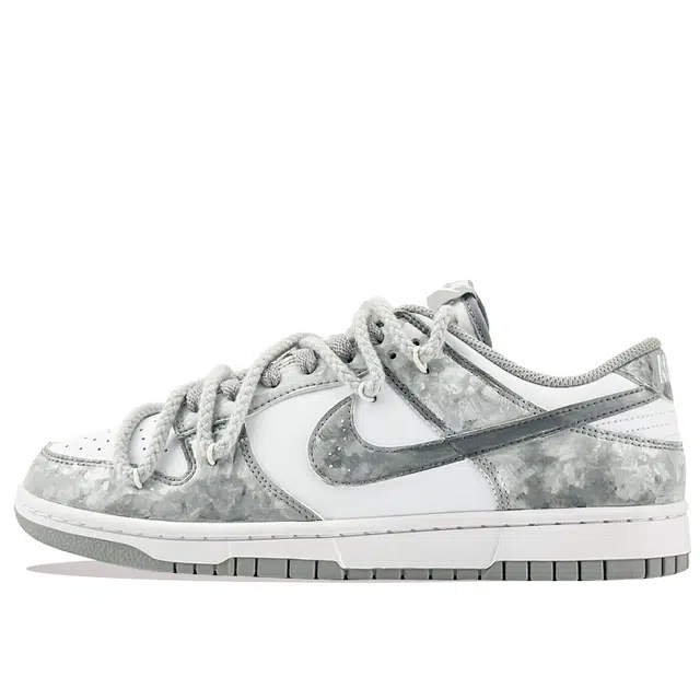 Nike Dunk "Epoch Grey"