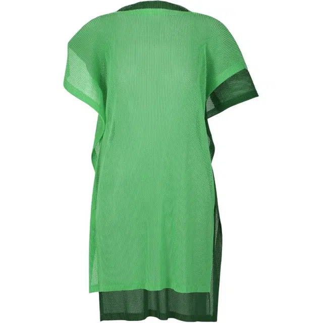 PLEATS PLEASE ISSEY MIYAKE