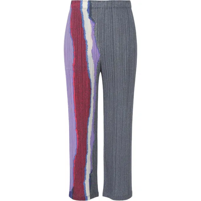 PLEATS PLEASE ISSEY MIYAKE