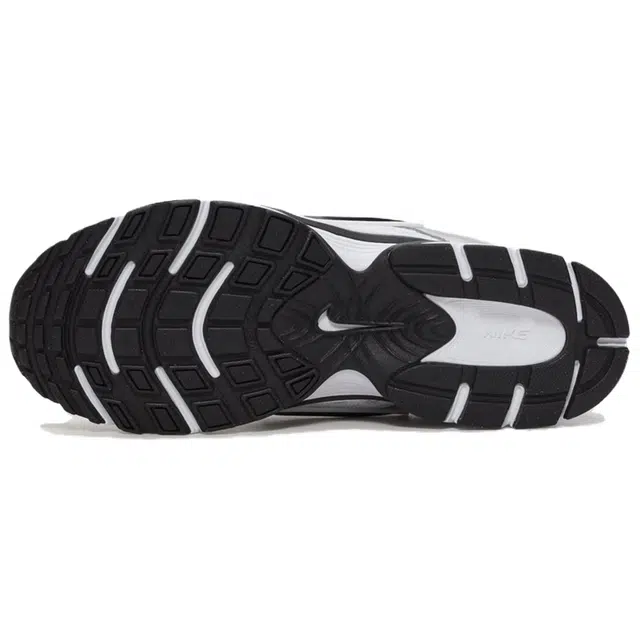 Nike V5 RNR