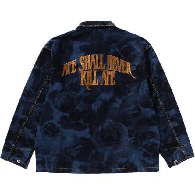 A BATHING APE