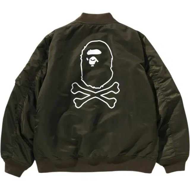 A BATHING APE