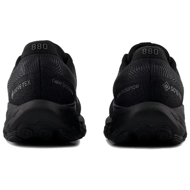 New Balance Fresh Foam X 880v14 GORE-TEX