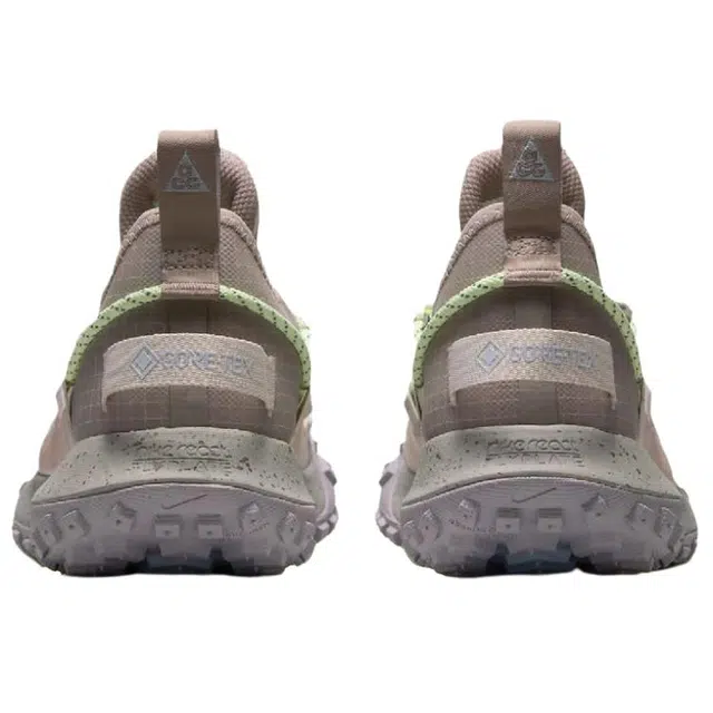 Nike ACG Mountain Fly