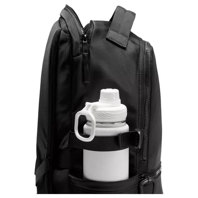 lululemon 22L Crew
