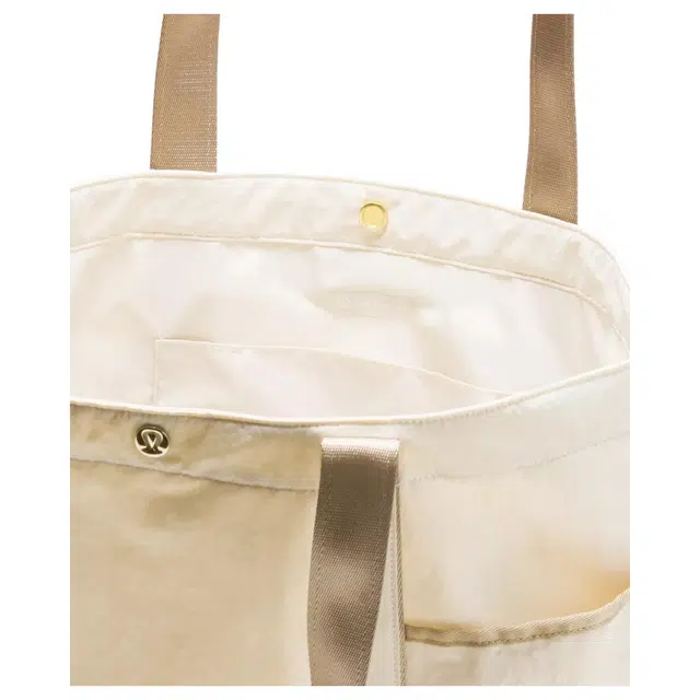 lululemon 20L Tote