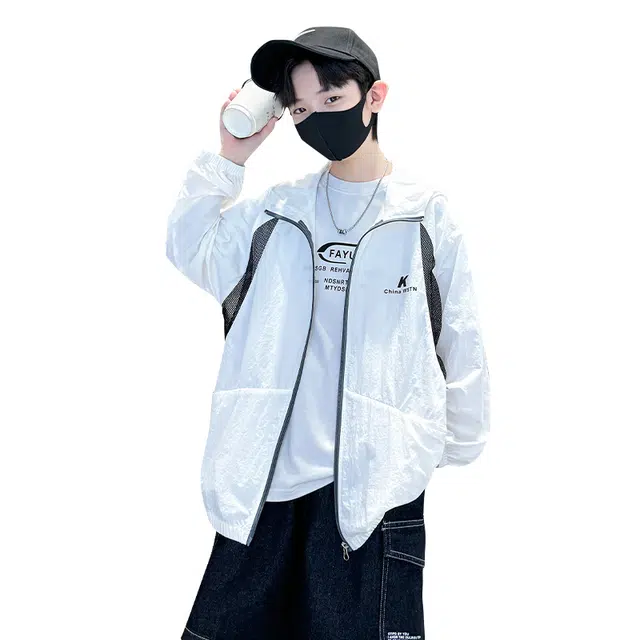 俞兆林户外服 简约连帽舒适长袖防晒服 儿童款