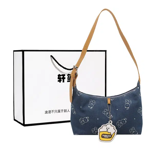 轩玺 甜酷印花小熊学院风时尚百搭通勤 牛仔布 腋下包斜挎单肩包 女款 浅蓝色/深蓝色