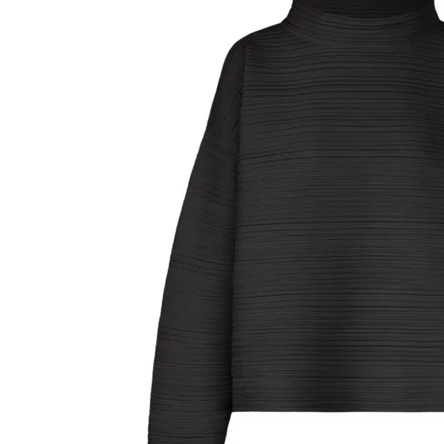 PLEATS PLEASE ISSEY MIYAKE