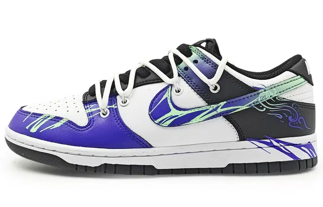 Nike Dunk "WhiteBlack"