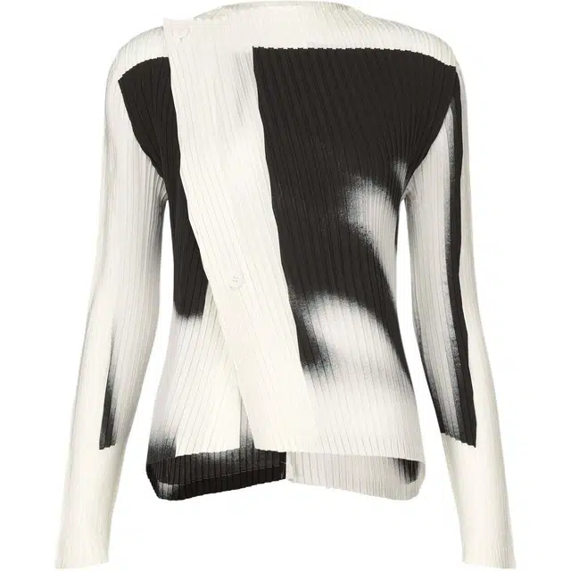 ISSEY MIYAKE T