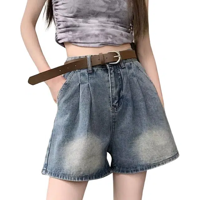 欧迪芬 复古潮流水洗直筒折裤设计质感牛仔短裤 女款