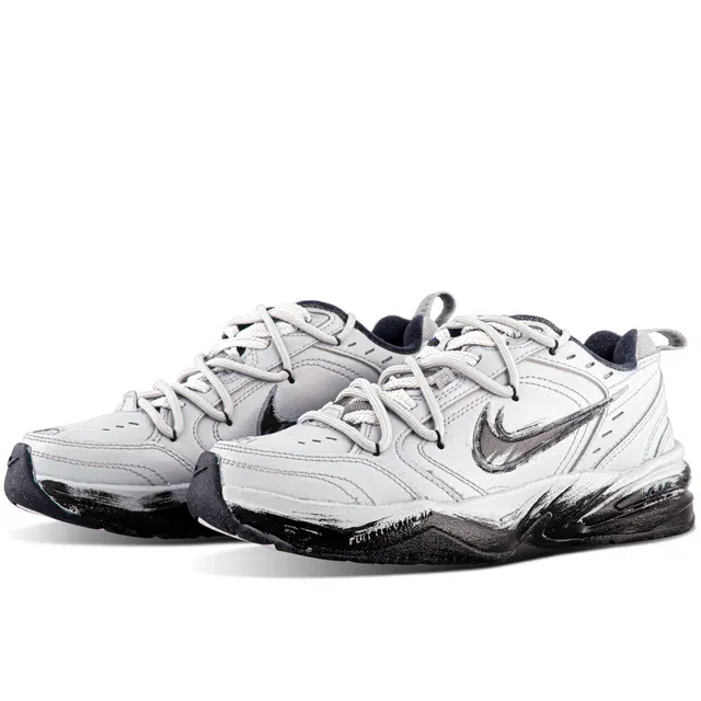 Nike Air Monarch 4