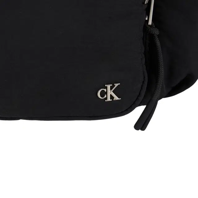 CALVIN KLEIN