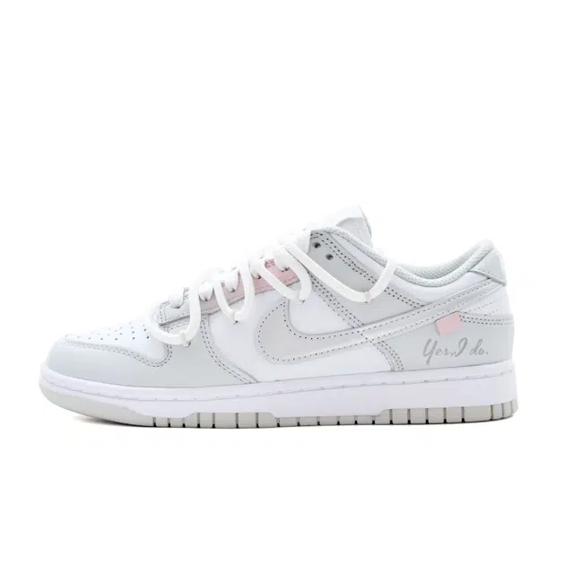 Nike Dunk Low "PHOTON DUST"