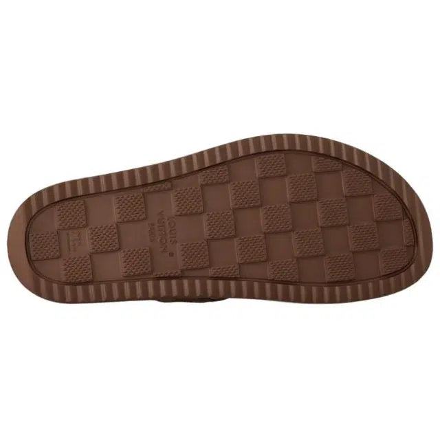 LOUIS VUITTON Oasis