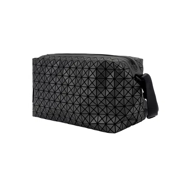 ISSEY MIYAKE Kuro