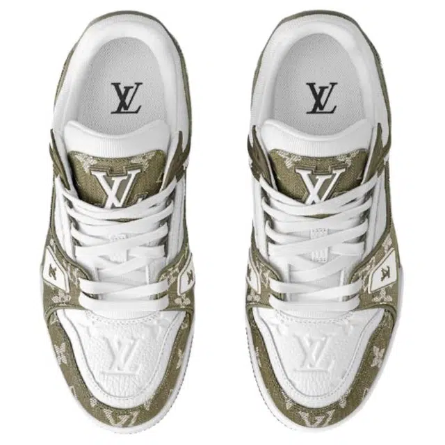 LOUIS VUITTON Trainer LOGO
