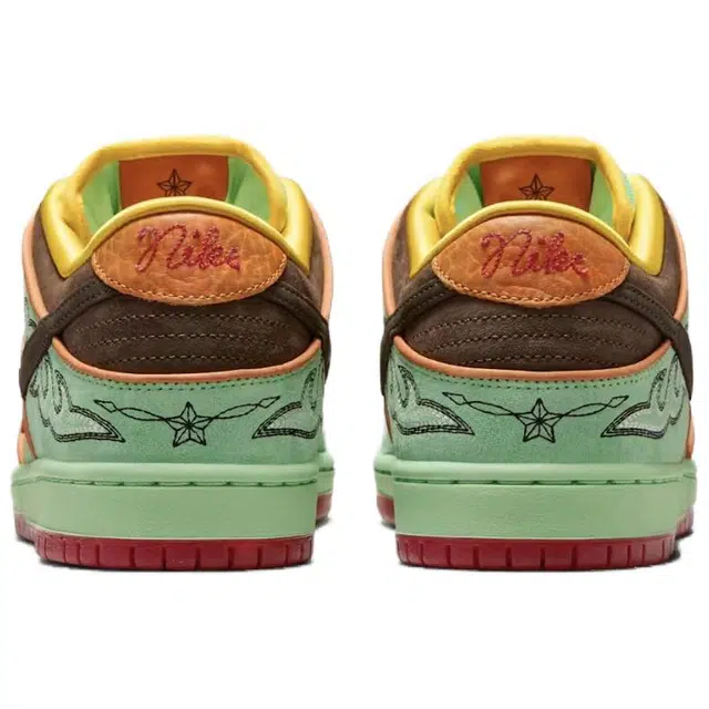 Nike SB Dunk Low Shenron